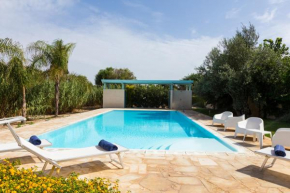 villa Dafne con piscina al mare -CENTOSICILIE Villaggio Azzurro
